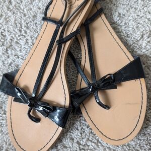BCBG Black Sandals Sz 7 1/2